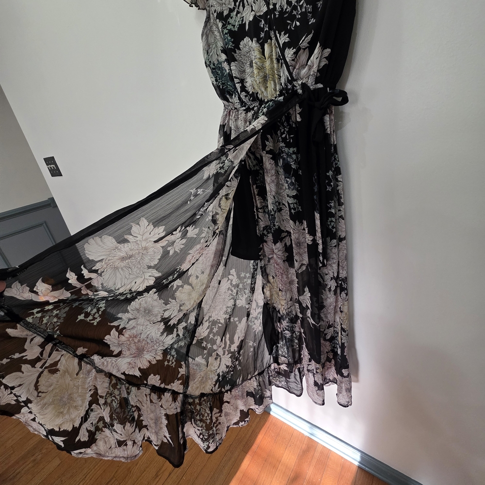 Band of Gypsies Black Floral Maxi Dress - Picture 3 of 9